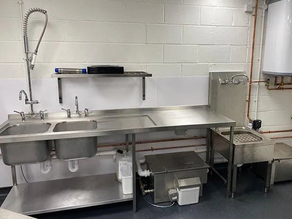 How to Choose the Right Commercial Sink Size for Your Restaurant