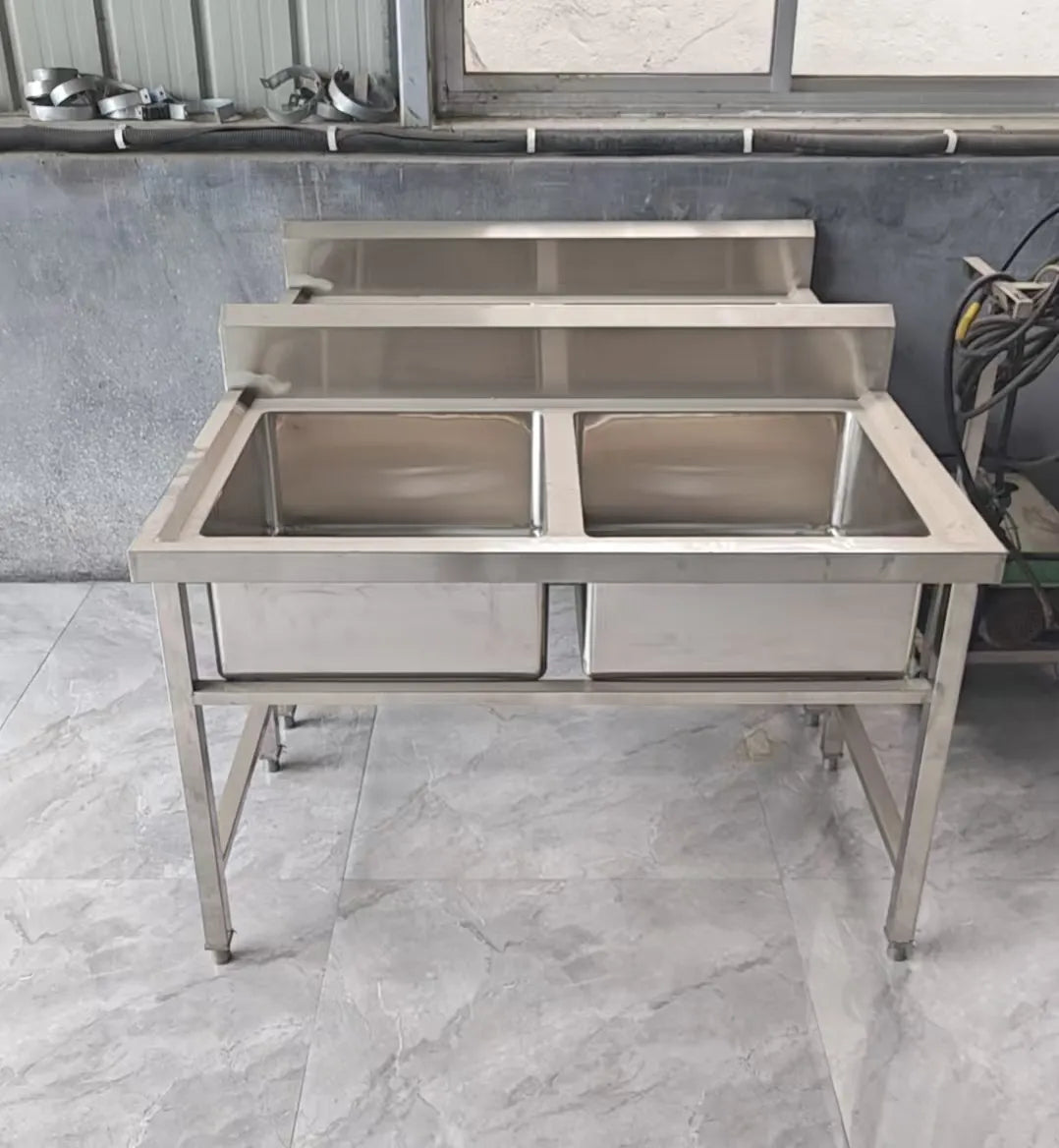 Double-Compartment Sink